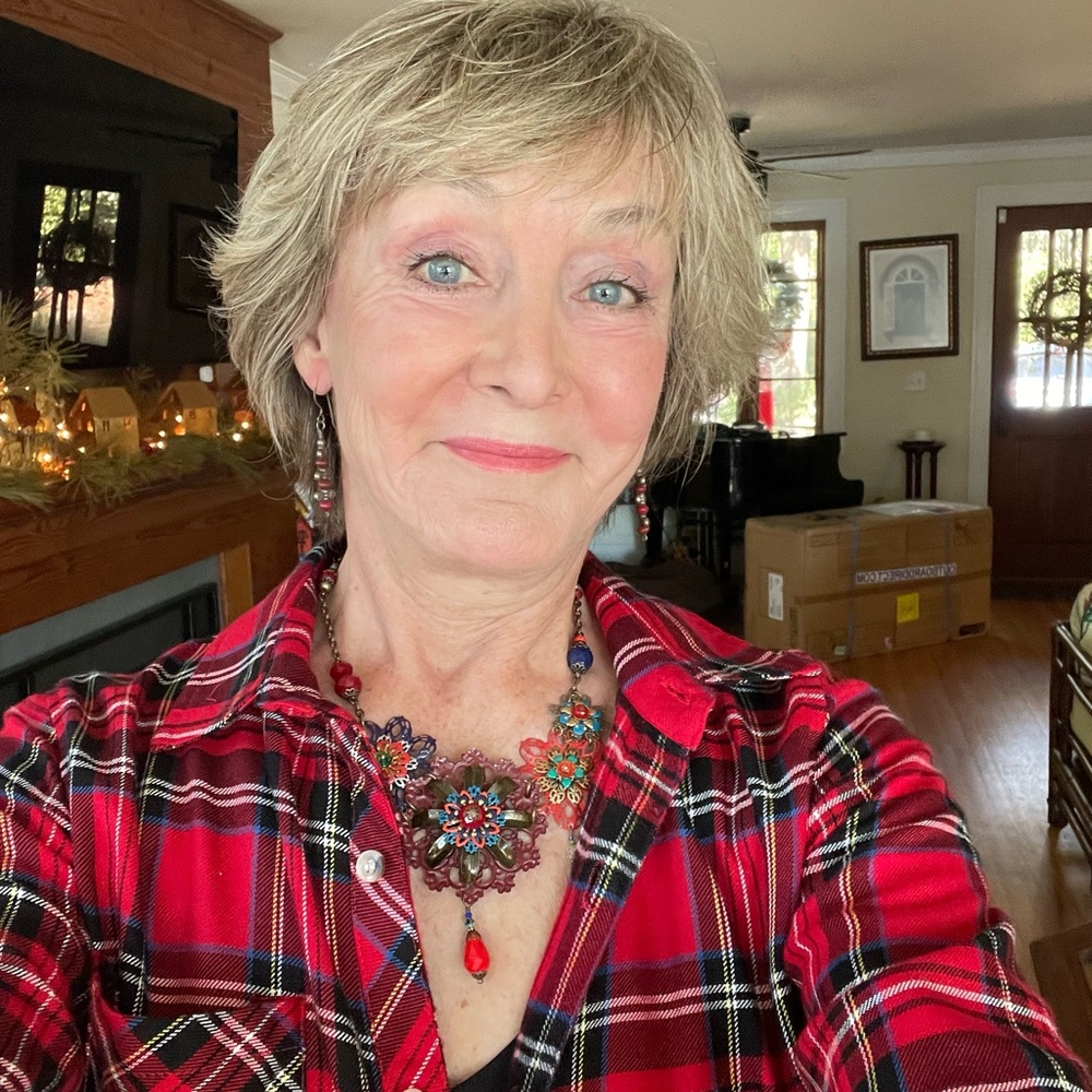 Meet your Posher, Posh
